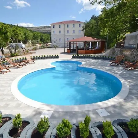 Campeggio Mobile Homes Uvala Slana