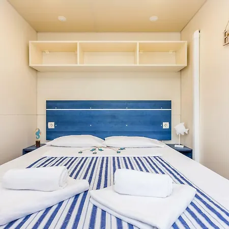 Mobile Homes Uvala Slana Selce