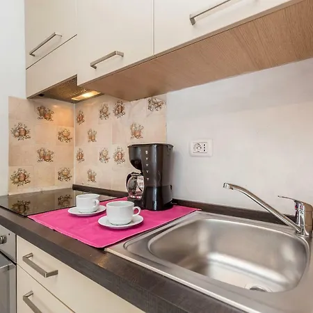 Mobile Homes Uvala Slana Selce