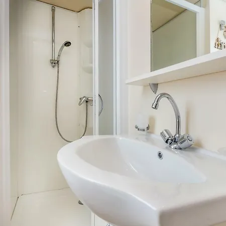 Campeggio Mobile Homes Uvala Slana Selce