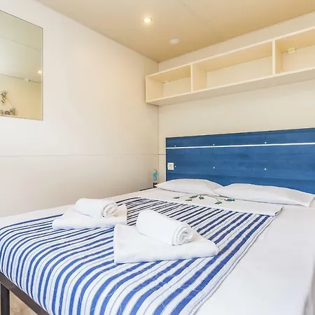 Mobile Homes Uvala Slana Campeggio Selce