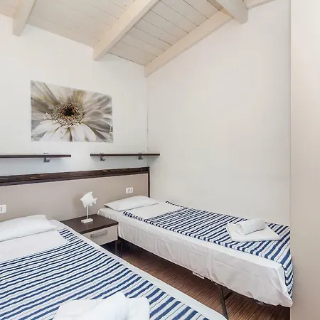 Mobile Homes Uvala Slana Selce